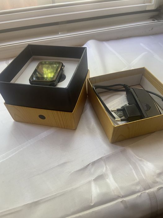 Smart watch, сим-карта и флешкали. камерасиям бор. + mi band 3 алохида