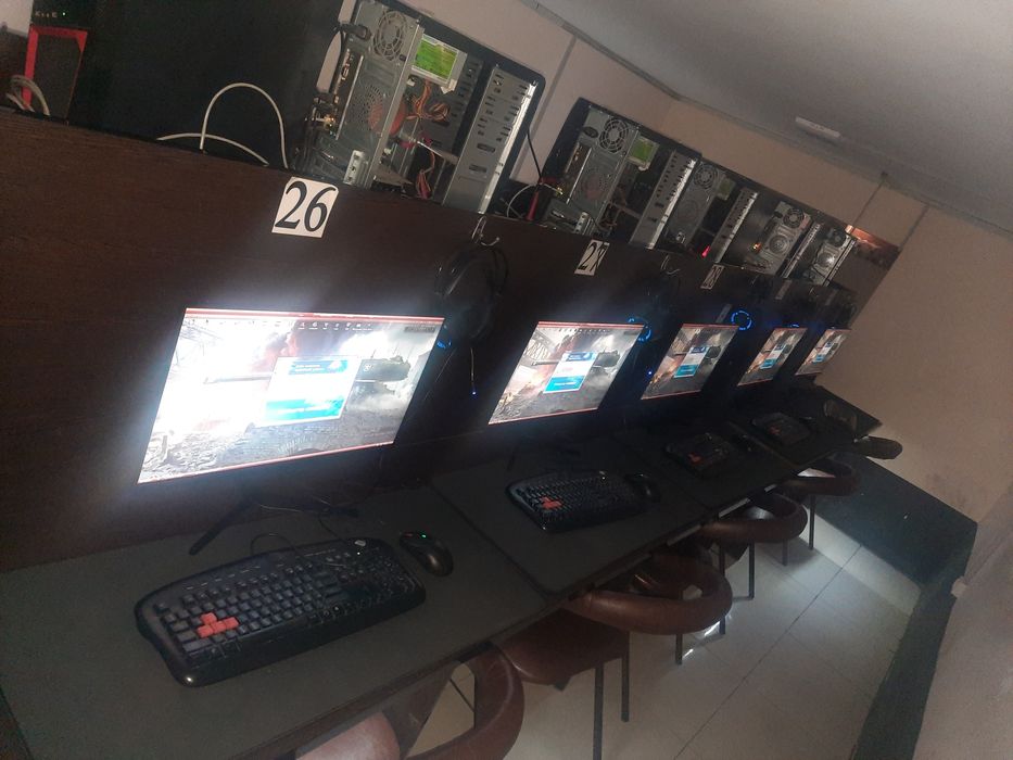 Игравой 10та компютер сотилади