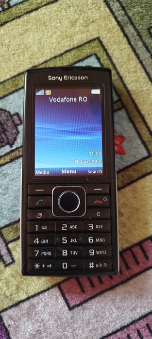 Sony Ericsson cedar impecabil j108i