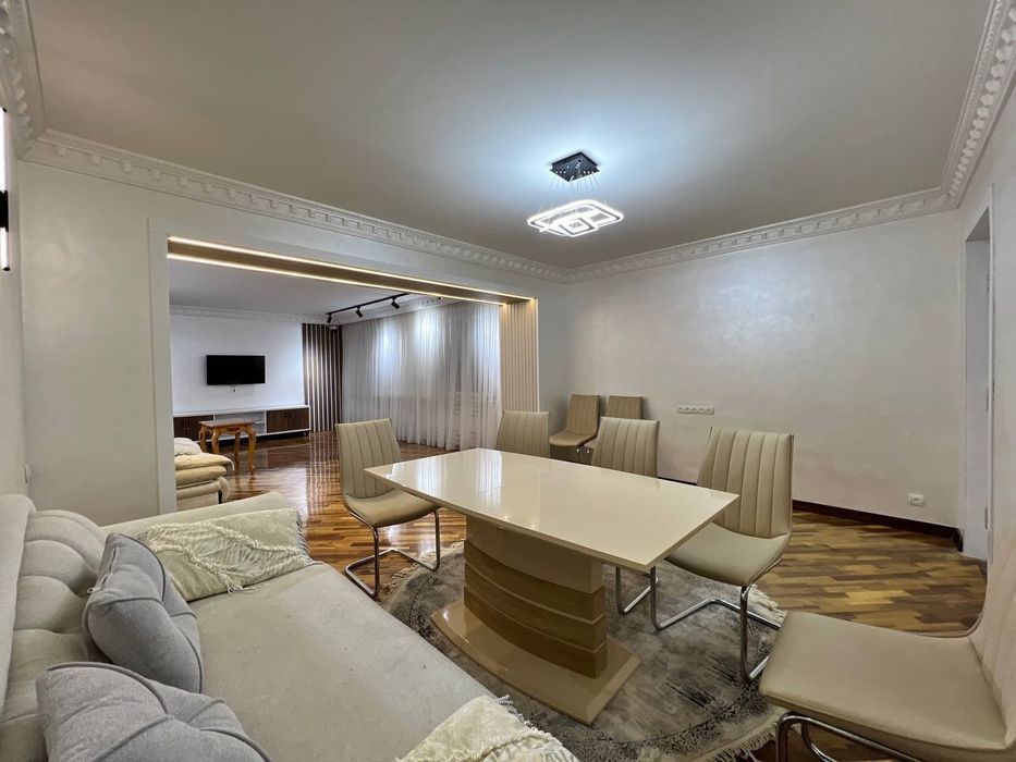 Продается 2х ком квартира на Дархане, ор-р: БЦ Инконель, 107м²