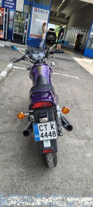 Продавам Suzuki VX800