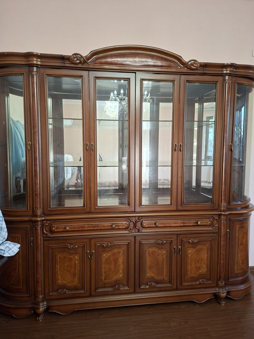 Сервант сатылады