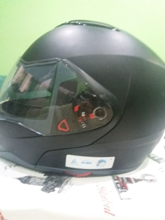 Каски за моторджии