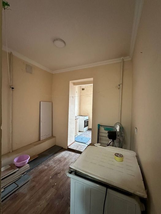 Продается 1 комнатаная квартира на Чиланзар 23 ор Ширин балкон 2х6