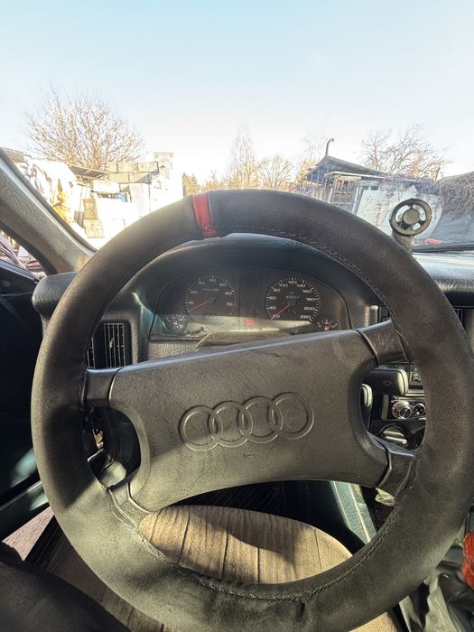 Продам ауди  80.