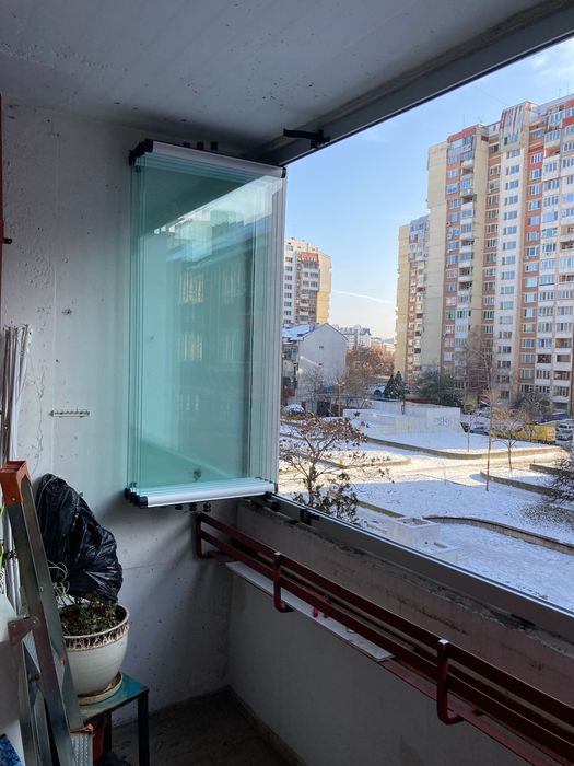 Безпрофилно остъкляване