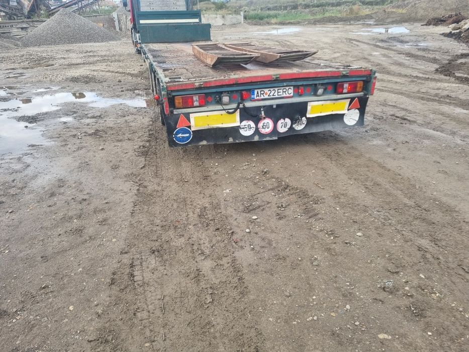 Trailer transport utilaje