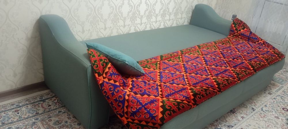 Продам диван в хорошем состоянии