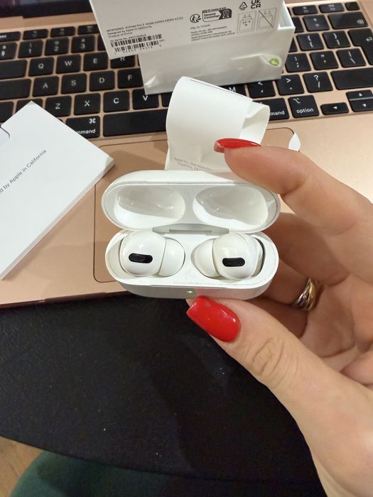 Оригинални Airpos Pro 2 + подарък