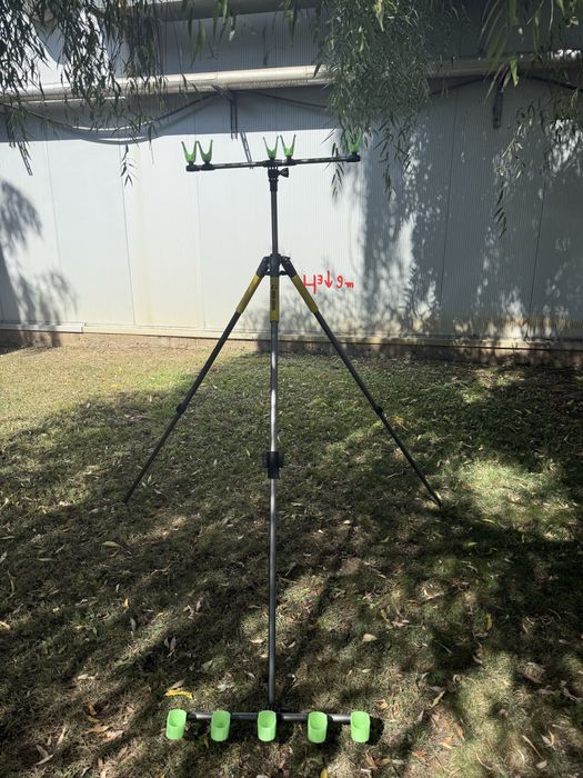 Rodpod Invincibile RIVER Tripod pentru pescuit pe rau pentru 5 lansete