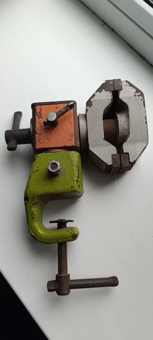 Продам тиски ссср