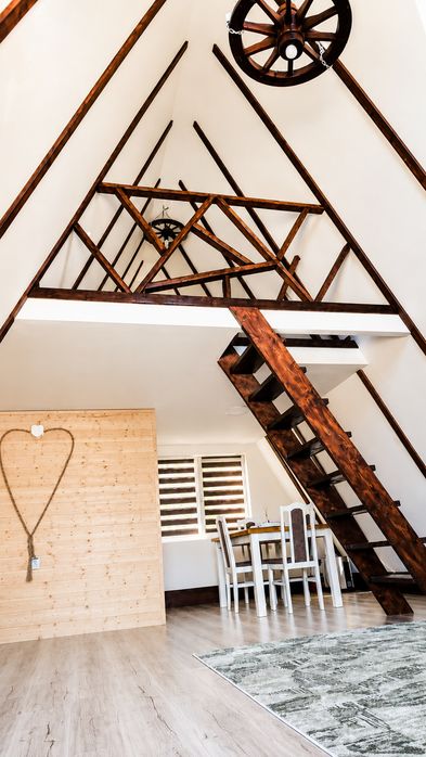 YRA Cabană A-frame cu ciubăr de inchiriat