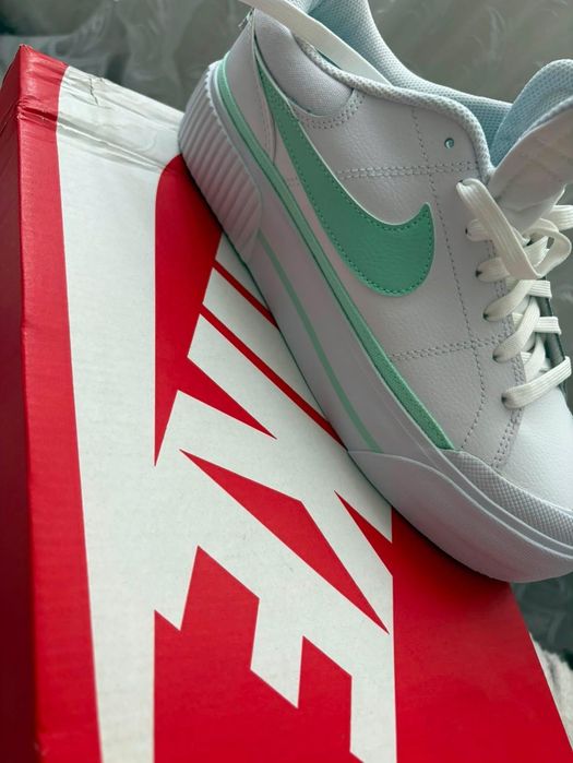 Nike Court Legacy Lift, дамски кецове, 41 номер