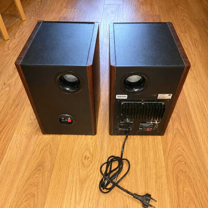 Продам аудиосистему Microlab SOLO1C