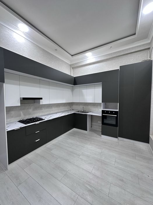 Продам свои два дома 10-комнат, 4 сотки. Олтинтепа, 5км от Ташкента.