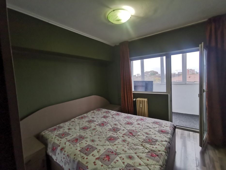 Chirie 3 camere/ Bulevardul Dacia