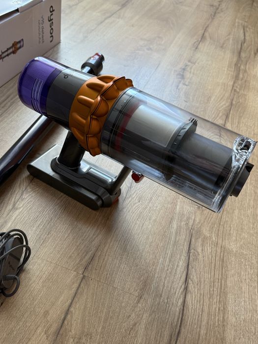 Aspirator V15 Dyson detect absolute