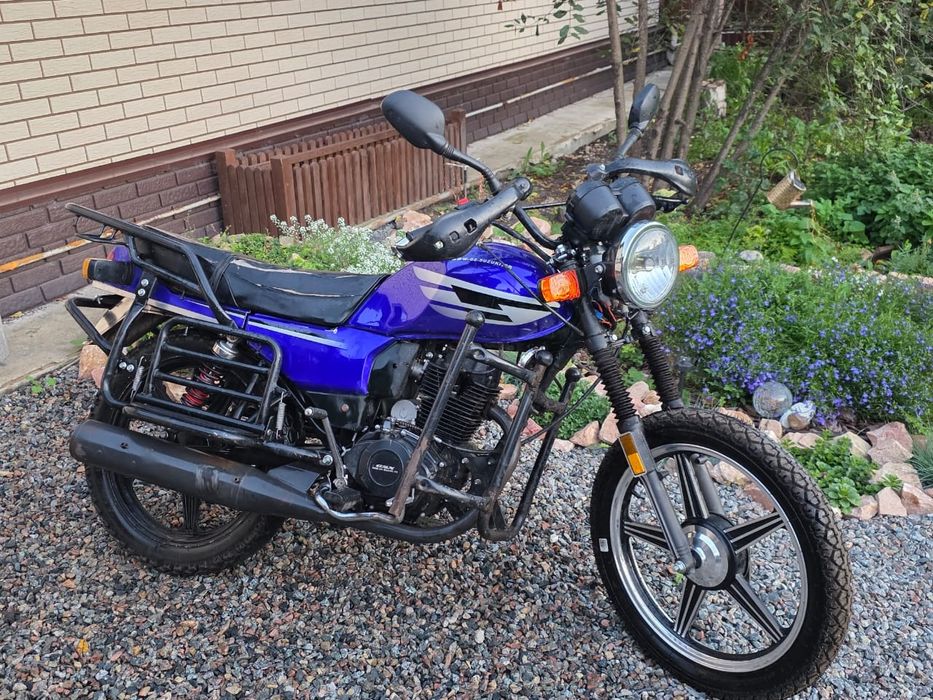 Продам мотоцикл Suzuki 200cc