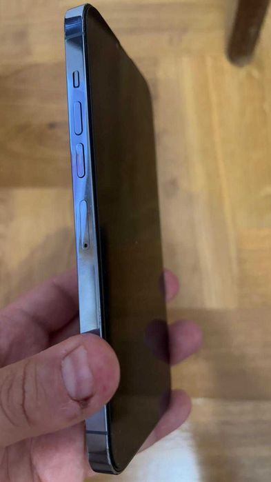 Iphone 13 pro max DEFECT la cutie + sticla spate noua pt cine are timp sa-l repare, trimit in tara