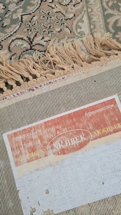 Продам ковры 2×3