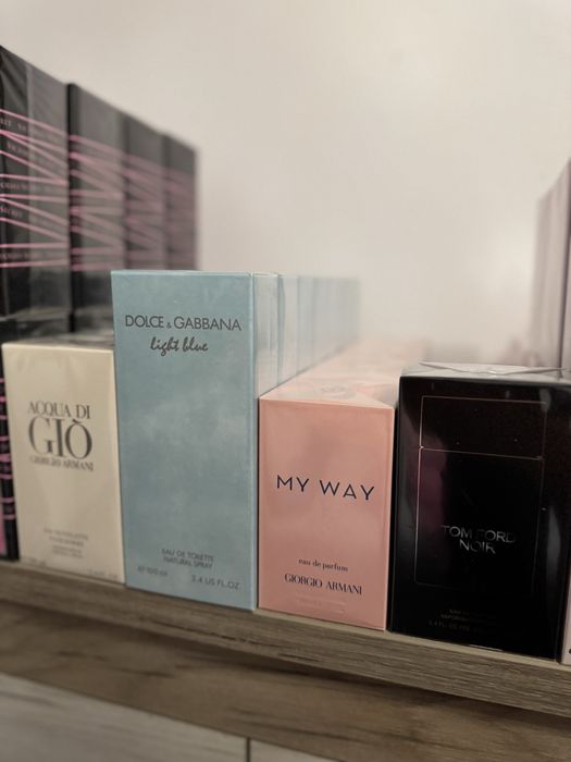 Parfumuri en gross noi sigilate
