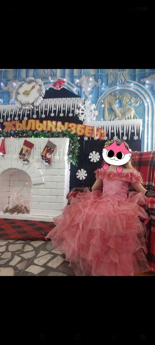 Продам платье красивое