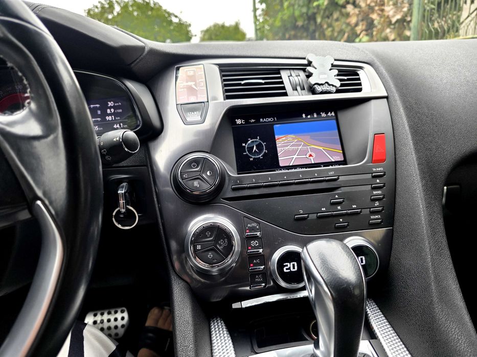Продавам DS5 2.0