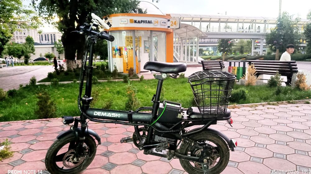 Skuter demash sotiladi holati ideal  tozza