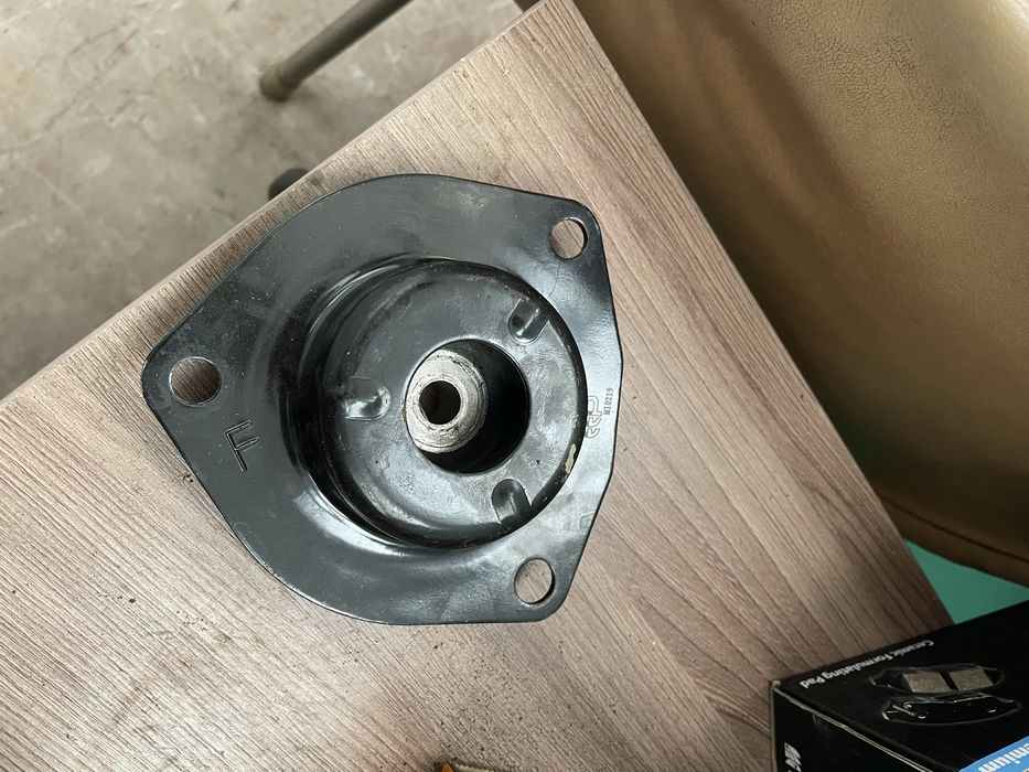 запчасти на Nissan Maxima