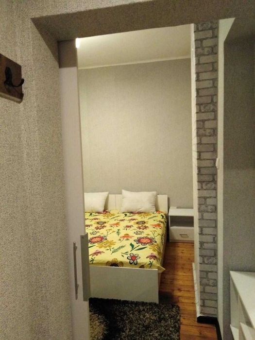 Дава се под наем Двустаен апартамент в София, Център - 35 кв.м за 561 € - Снимка #3