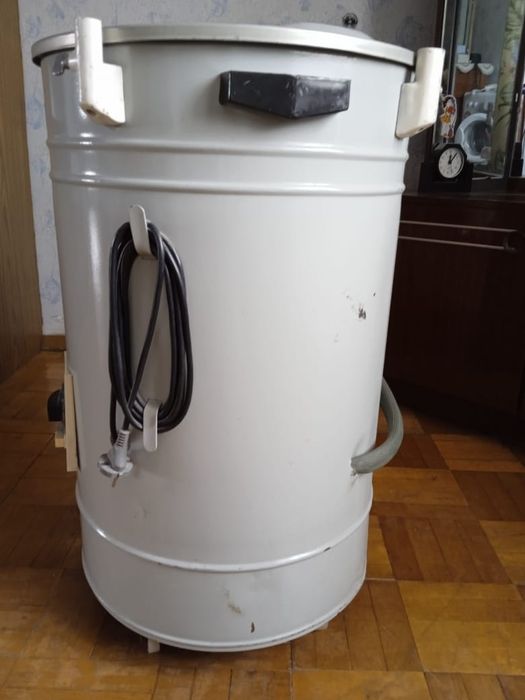 Машинка стиральная