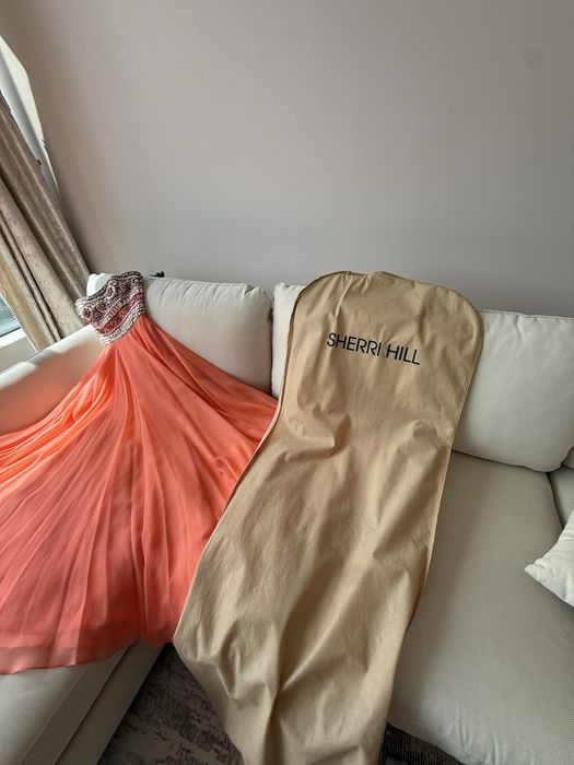 Вечернее платье sherri hill