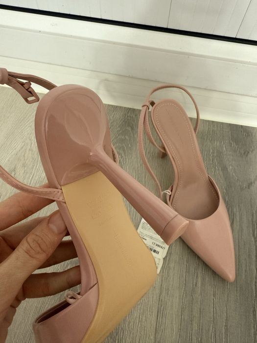 Туфли на каблуке Bershka