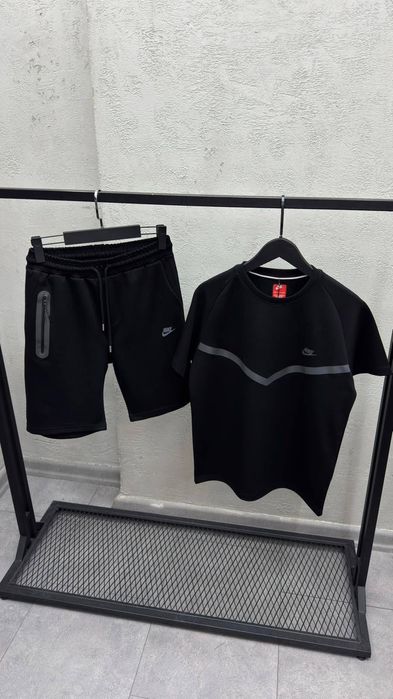 Compleu Nike calitate superioara