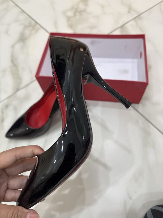 Черные туфли лакированные 35 размер
