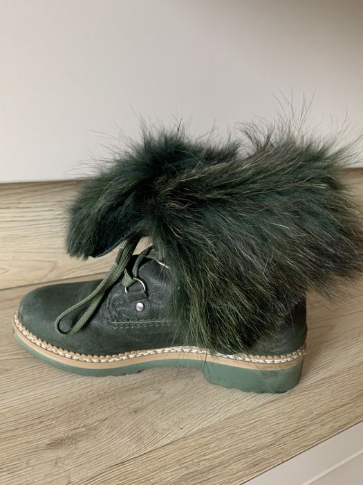 Дамски боти Gabina набук и естествен пух