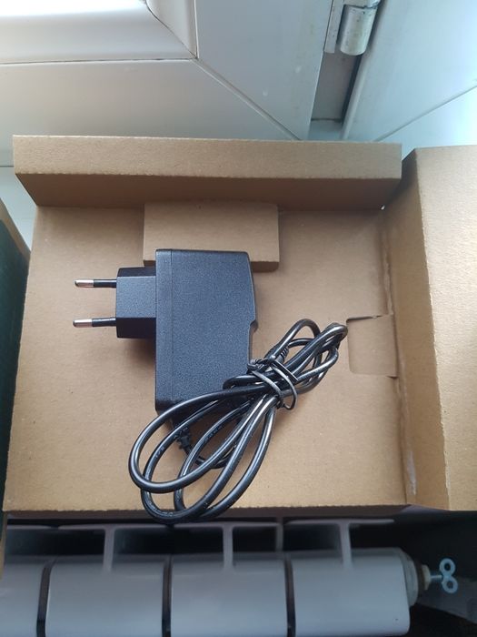 Продаю модем оптоволоконный Gpon f 660 v. 8.0