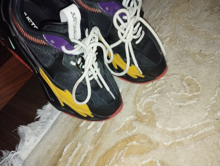 Маратонки на Justcavali