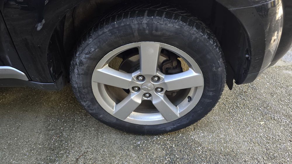 Mitsubishi outlander 2009
