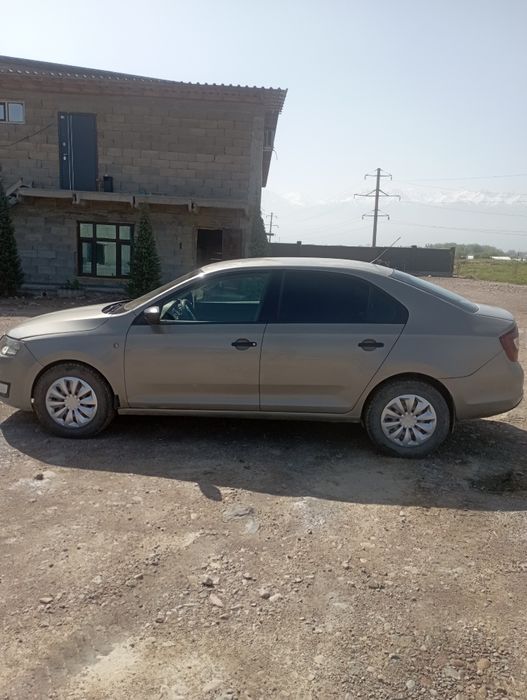 Skoda rapid лифитбек