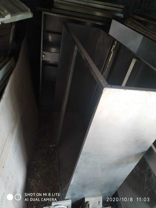 Зонт вытяжной для ресторанов