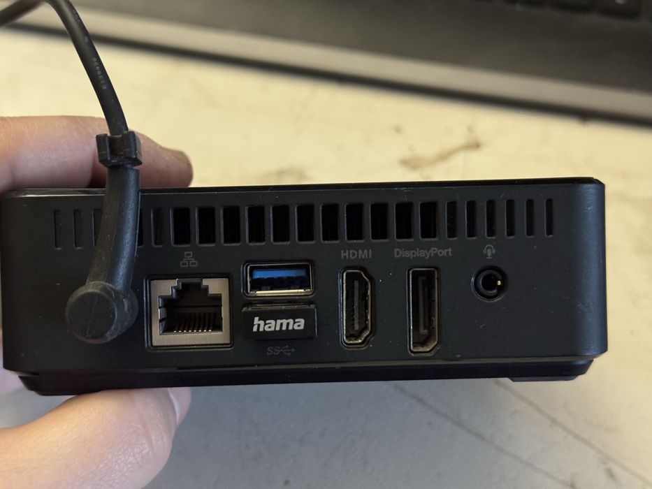 Asus ChromeBox CN60