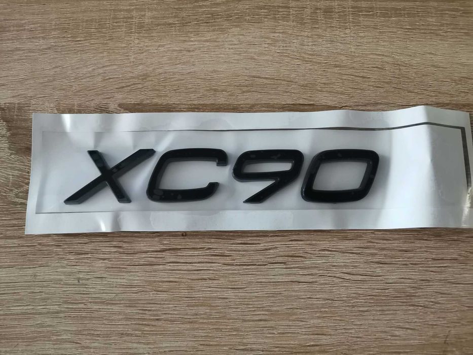 Volvo XC90 черен надпис