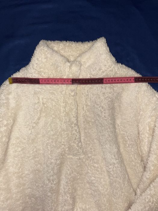 Hanorac polar pufos si calduros alb H&M marime XL, nou cu eticheta