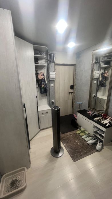 Продам 3-хкомнаьную квартиру