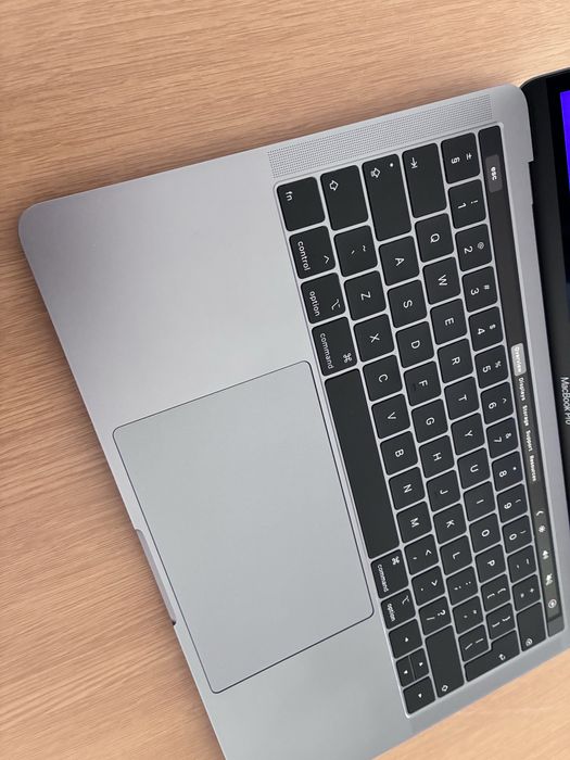 MacBook Pro 13” inch, 16GB RAM, 256 SSD