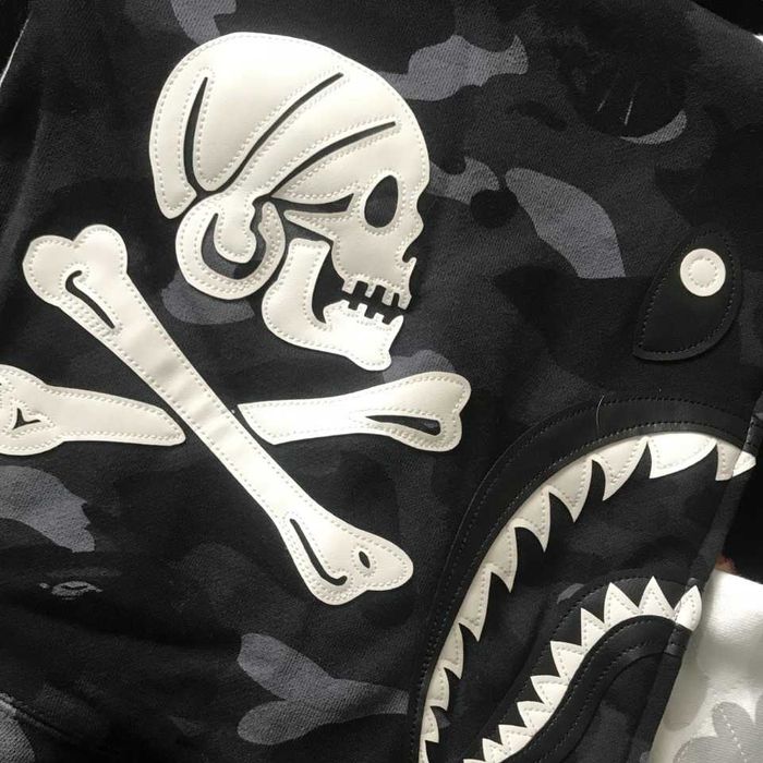 Aduc pe comanda Hanorace BAPE orice model