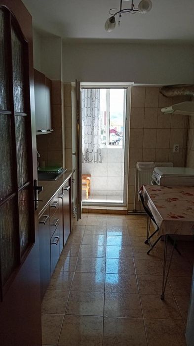 Vând apartament 3 camere
