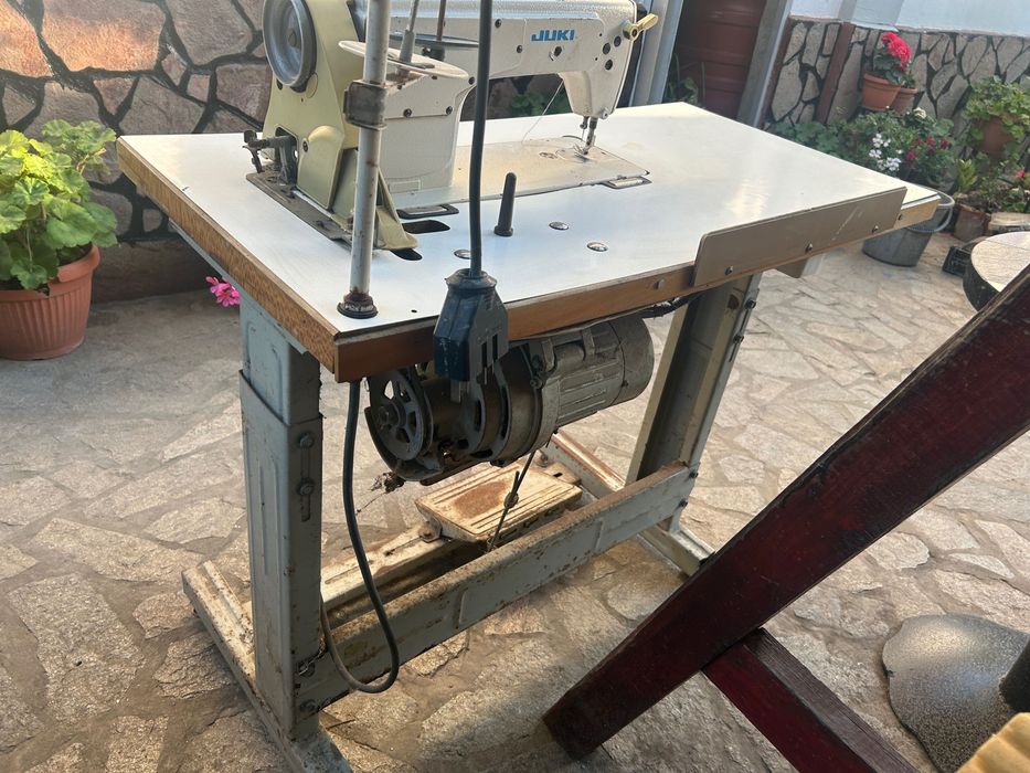 Шевна машина Juki