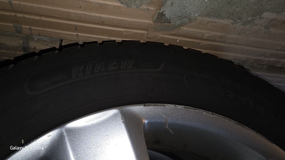 Гуми с джанти за Peugeot 4x108